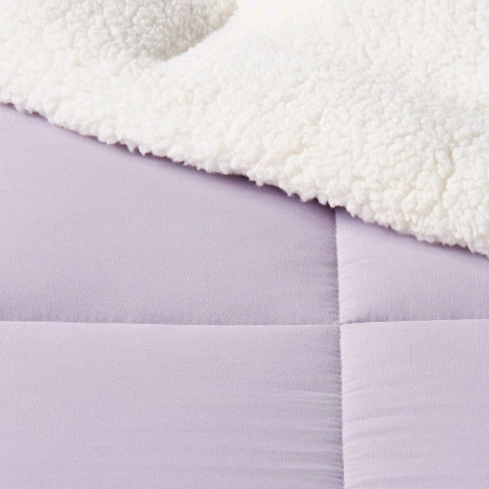 Room‎ Essentials Faux Shearling Microfiber Reversible Comforter - Picture 5 of 10